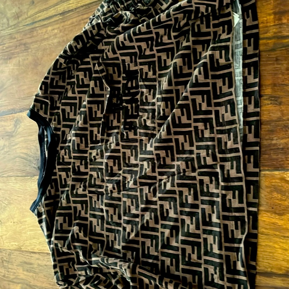 FENDI T Shirt
